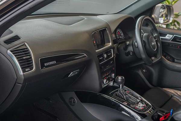 2013 Audi SQ5 TDI 8R
