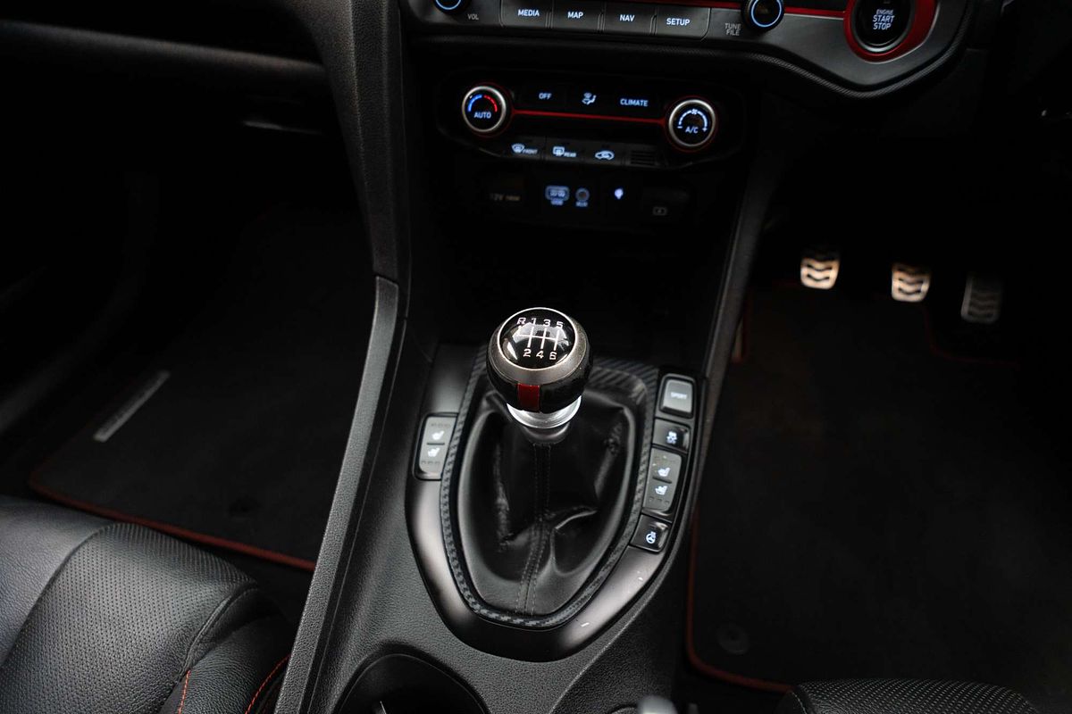 2019 Hyundai Veloster Turbo Premium JS