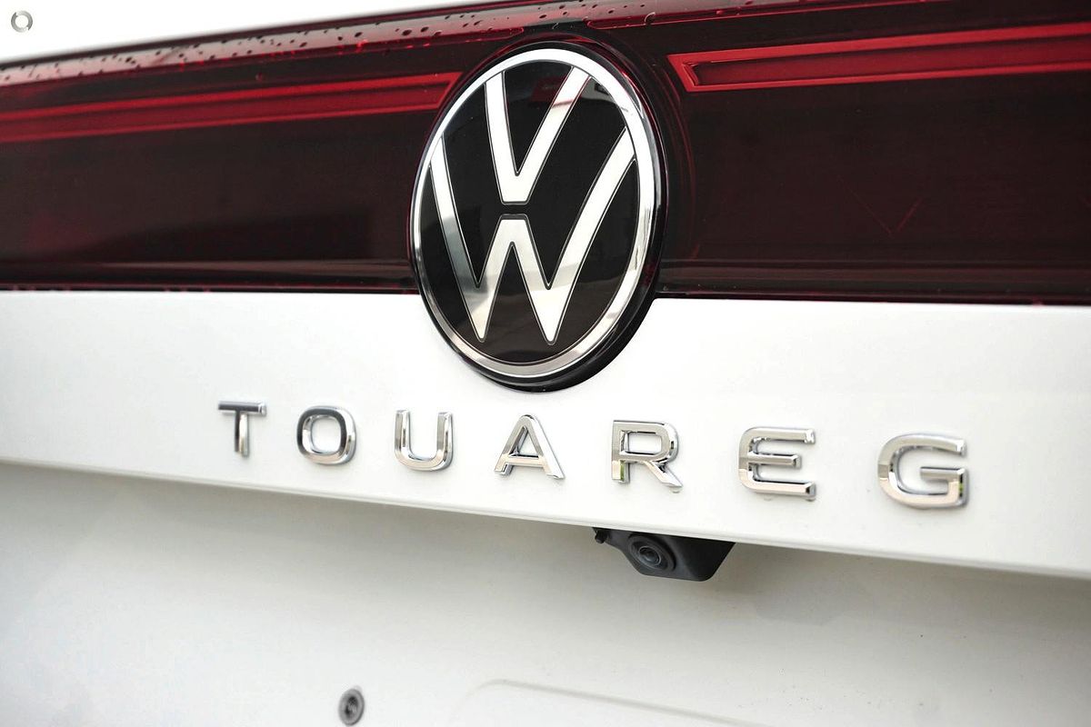 2025 Volkswagen Touareg 210TDI R-Line RC