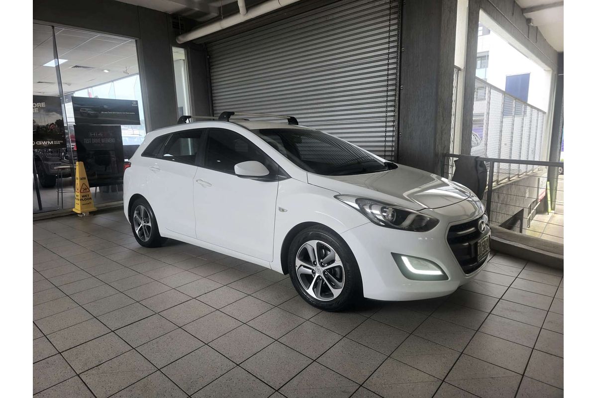 i30 GD TOURER ACTIVE 1.6 CRDi 1.6L DT4 DIESEL TURBO F/INJ 6 SP AUTOMATIC 4D WAGON i30 GD TOURER ACTIVE 1.6 CRDi 1.6L DT4 DIESEL TURBO F/INJ 6 SP AUTOMATIC 4D WAGON