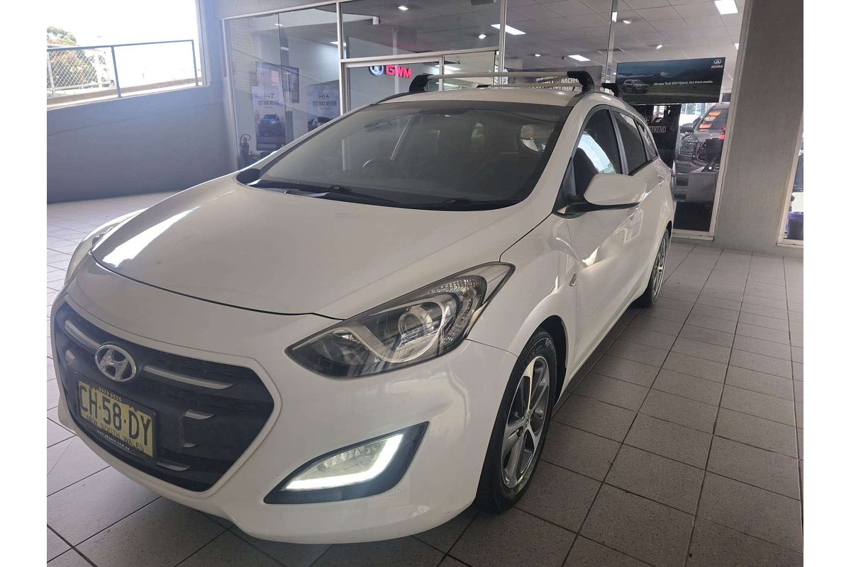 i30 GD TOURER ACTIVE 1.6 CRDi 1.6L DT4 DIESEL TURBO F/INJ 6 SP AUTOMATIC 4D WAGON i30 GD TOURER ACTIVE 1.6 CRDi 1.6L DT4 DIESEL TURBO F/INJ 6 SP AUTOMATIC 4D WAGON