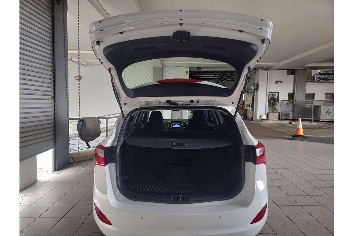 i30 GD TOURER ACTIVE 1.6 CRDi 1.6L DT4 DIESEL TURBO F/INJ 6 SP AUTOMATIC 4D WAGON 