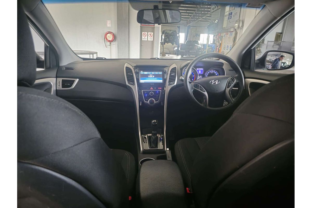 i30 GD TOURER ACTIVE 1.6 CRDi 1.6L DT4 DIESEL TURBO F/INJ 6 SP AUTOMATIC 4D WAGON 