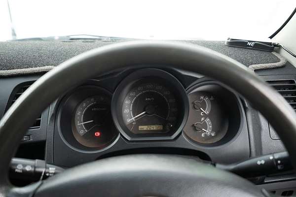 2010 Toyota Hilux SR KUN26R 4X4