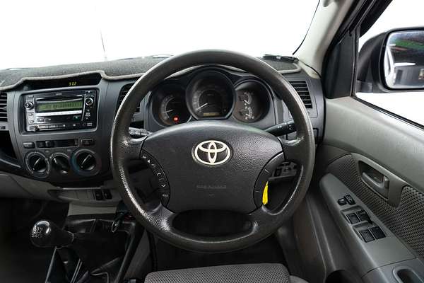 2010 Toyota Hilux SR KUN26R 4X4