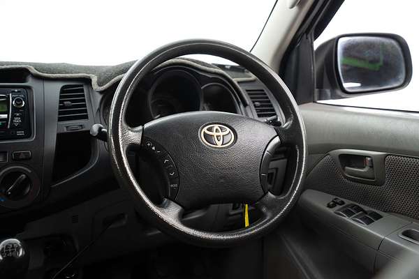 2010 Toyota Hilux SR KUN26R 4X4