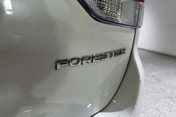 2023 Subaru Forester 2.5i S5