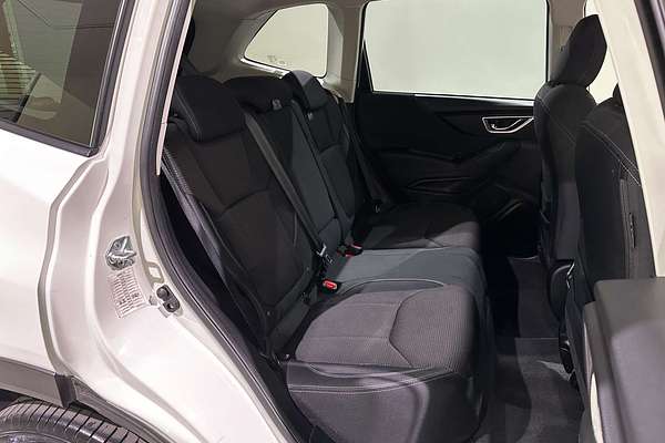 2023 Subaru Forester 2.5i S5