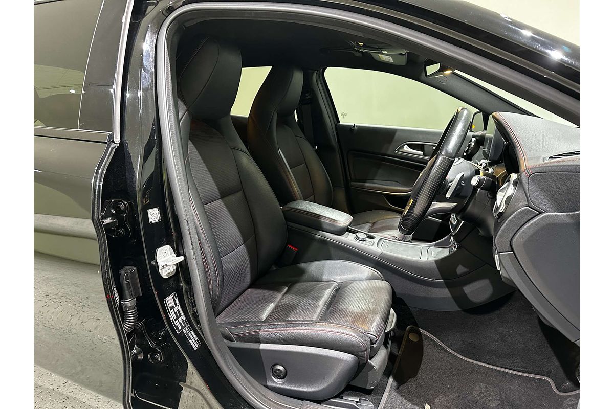 2017 Mercedes-Benz GLA-Class GLA220 d X156