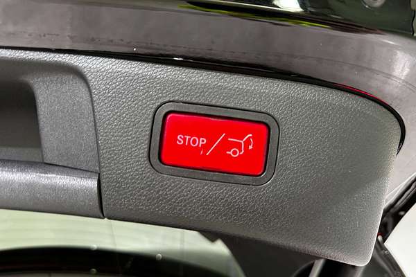 2017 Mercedes-Benz GLA-Class GLA220 d X156