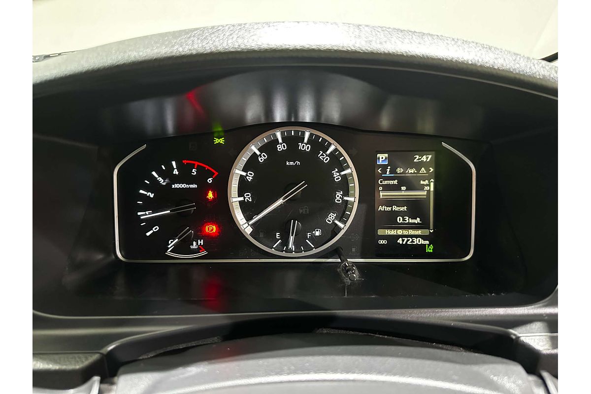 2022 Toyota Hiace GDH206V