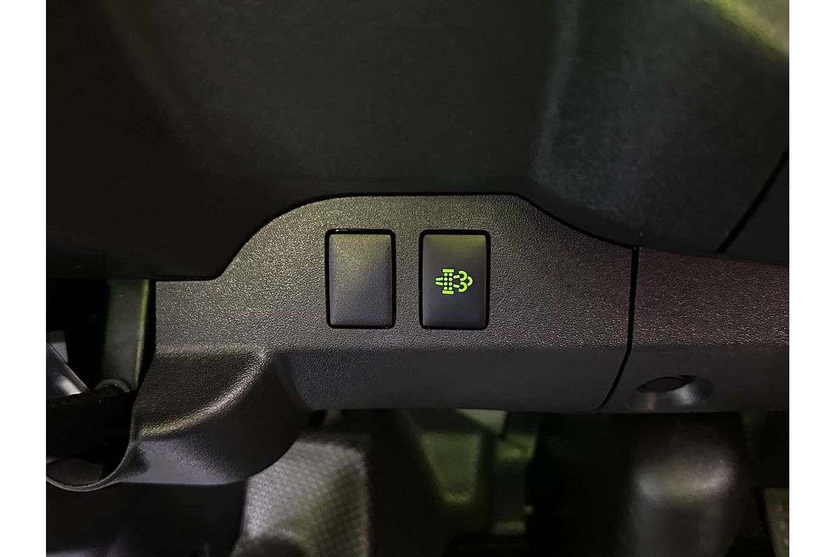 2022 Toyota Hiace GDH206V