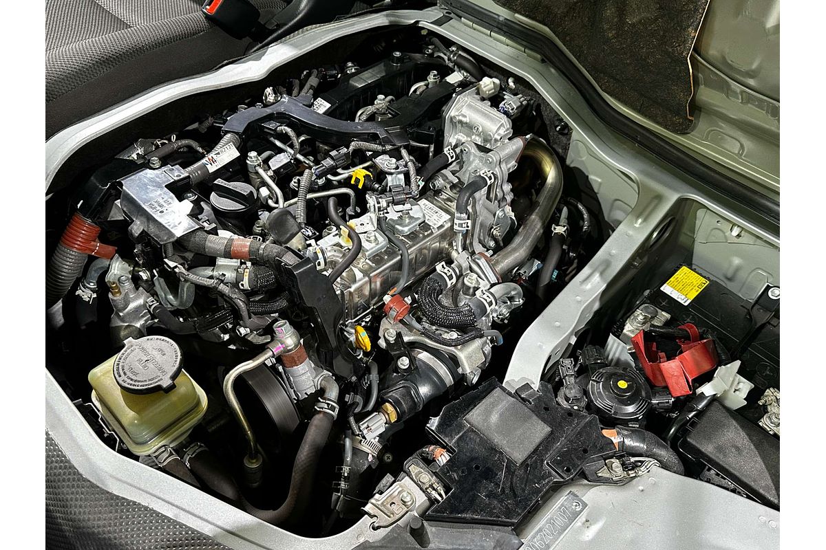 2022 Toyota Hiace GDH206V