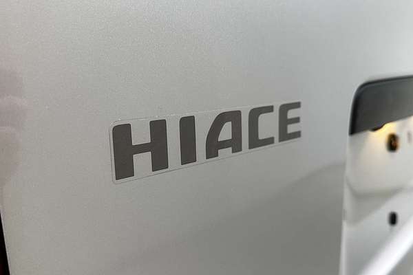 2022 Toyota Hiace GDH206V