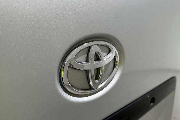 2022 Toyota Hiace GDH206V