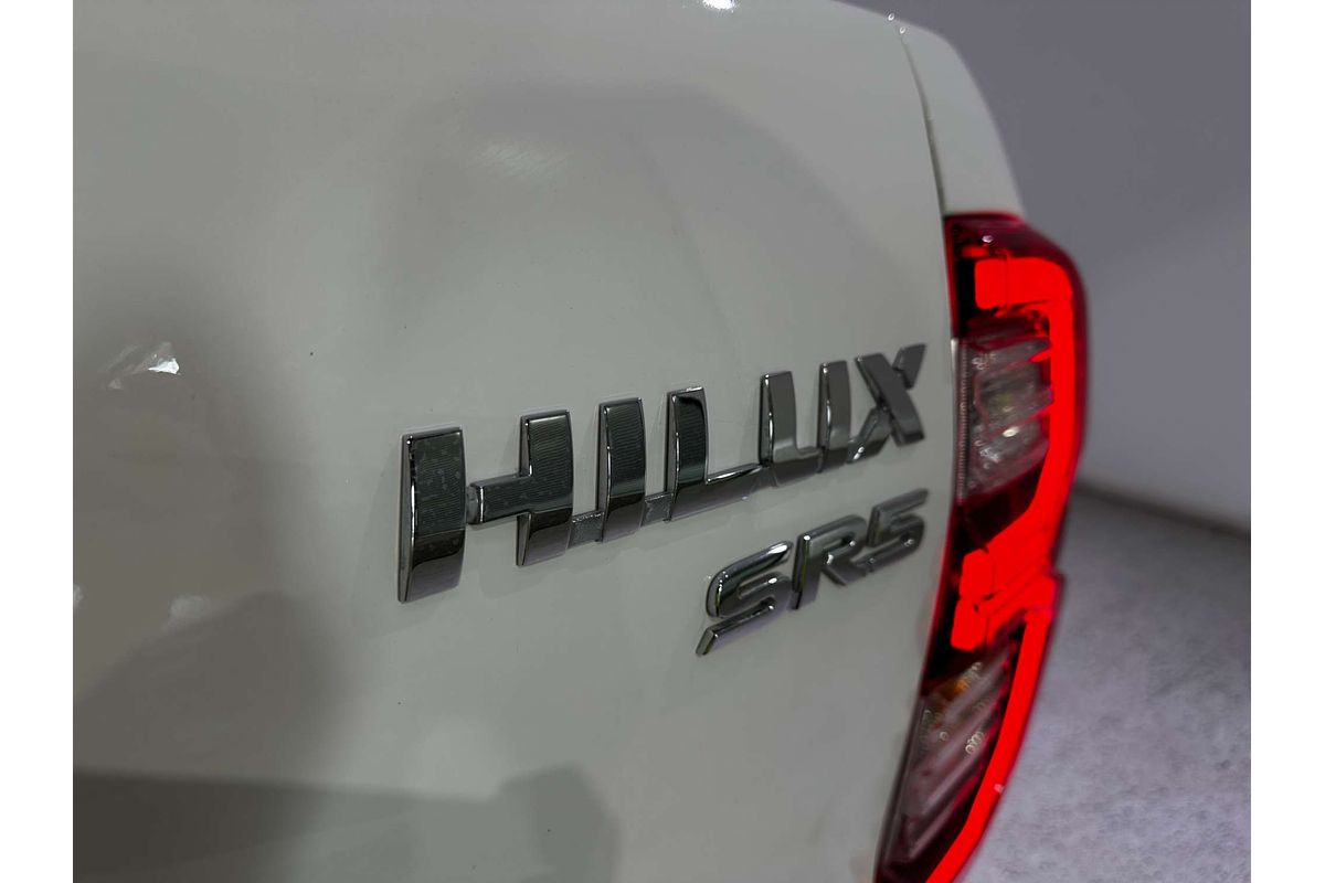 2022 Toyota Hilux SR5 GUN126R 4X4
