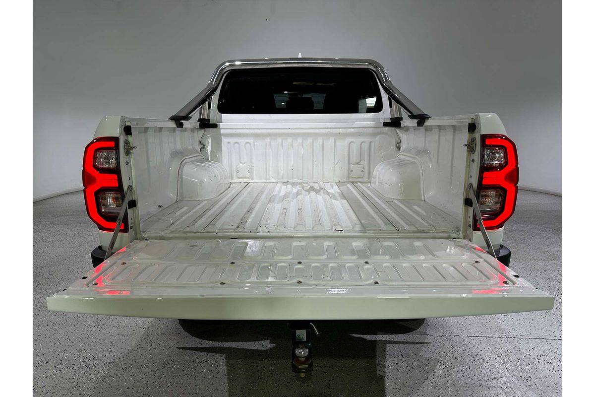 2022 Toyota Hilux SR5 GUN126R 4X4