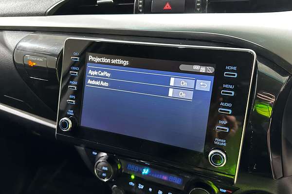 2022 Toyota Hilux SR5 GUN126R 4X4