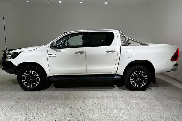 2022 Toyota Hilux SR5 GUN126R 4X4