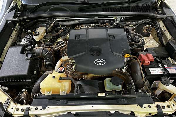 2022 Toyota Hilux SR5 GUN126R 4X4