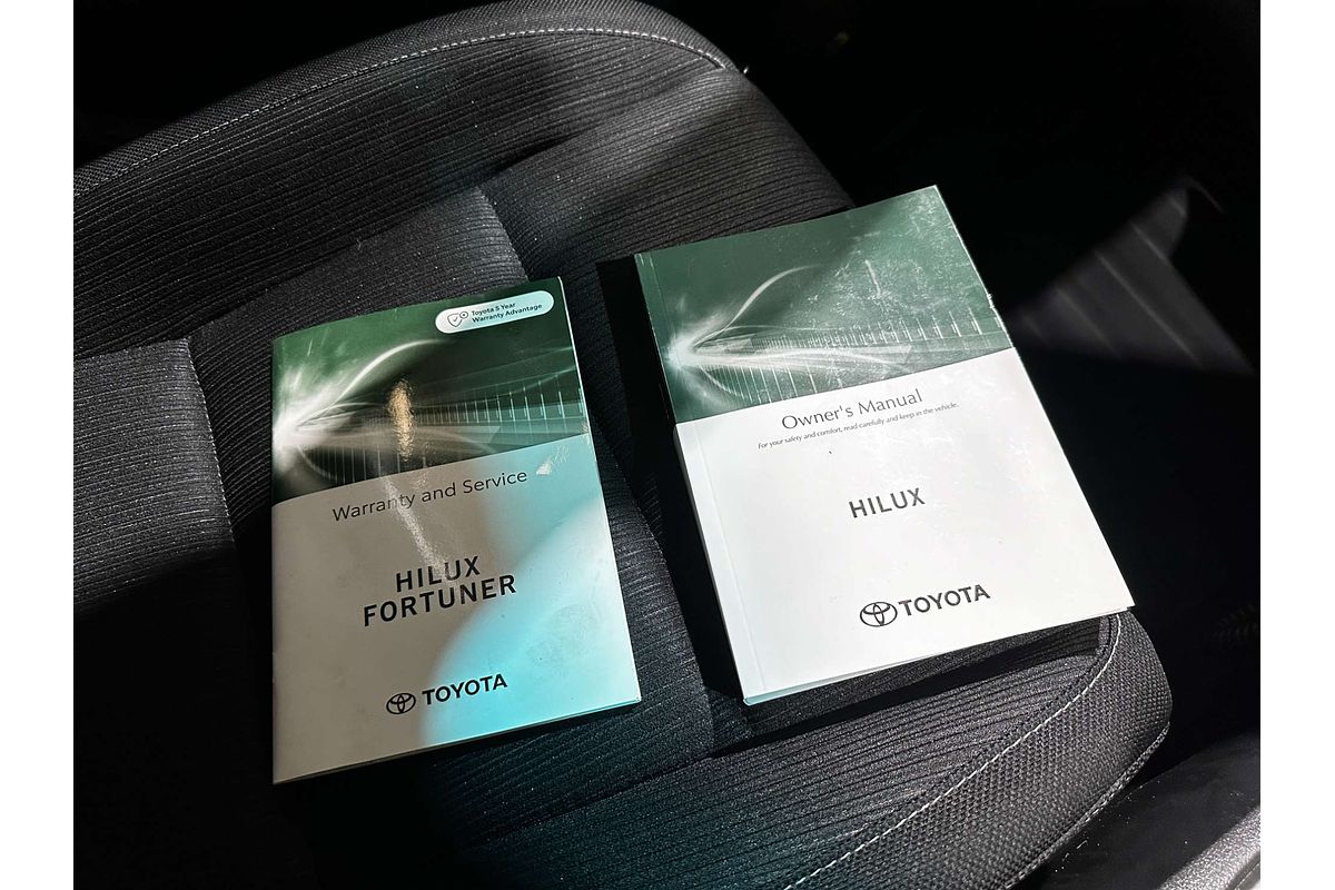 2022 Toyota Hilux SR5 GUN126R 4X4