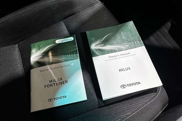 2022 Toyota Hilux SR5 GUN126R 4X4