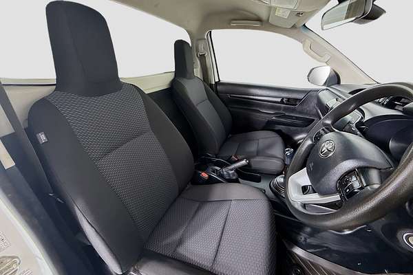 2021 Toyota Hilux Workmate GUN125R 4X4