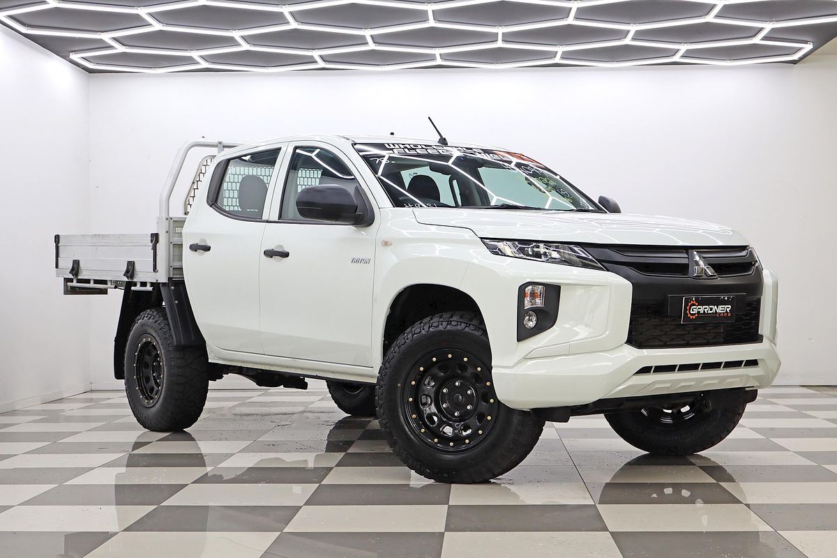 2022 Mitsubishi Triton GLX MR 4X4