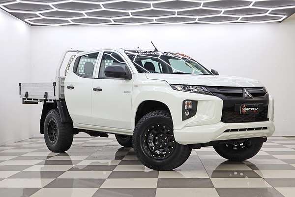 2022 Mitsubishi Triton GLX MR 4X4