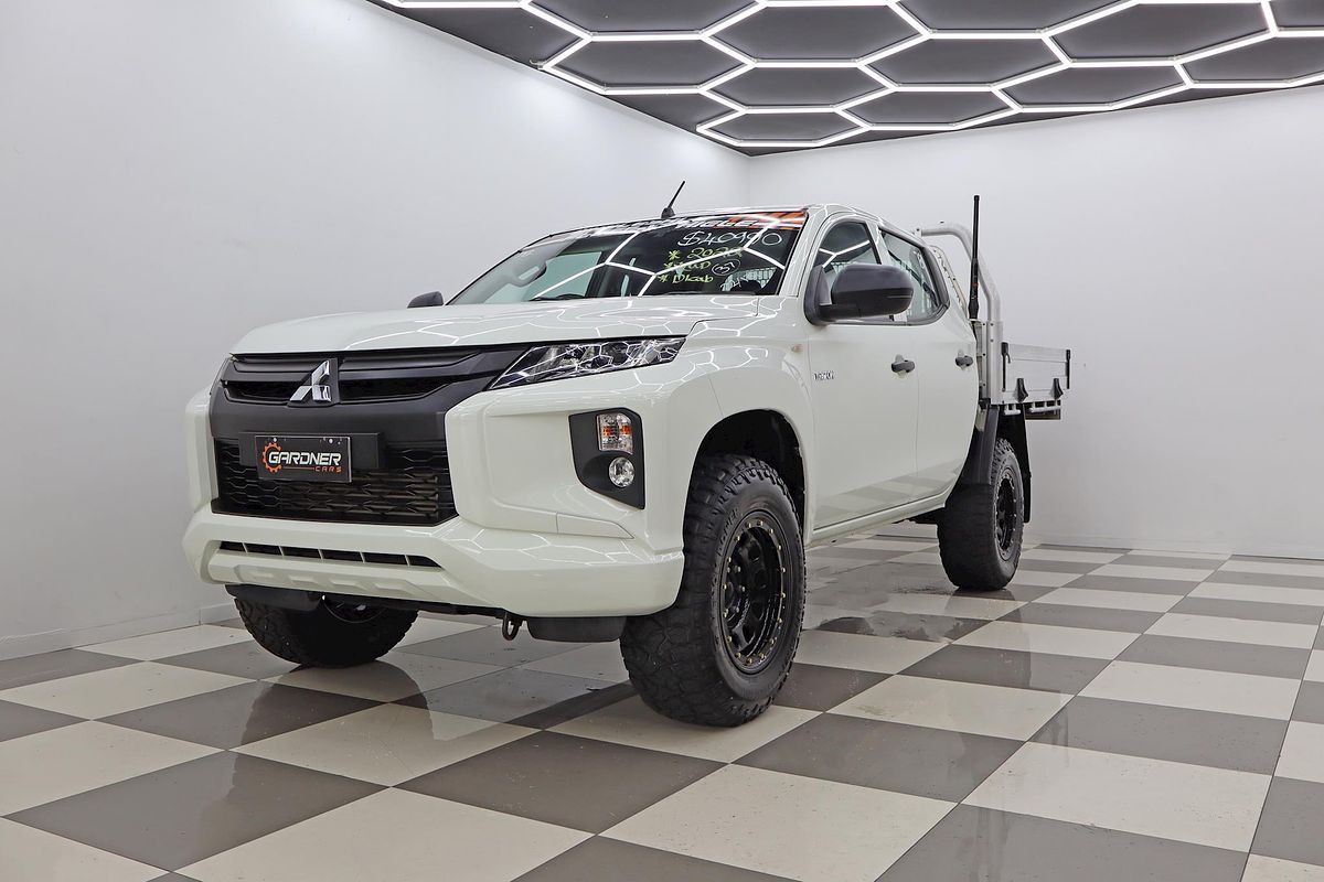 2022 Mitsubishi Triton GLX MR 4X4