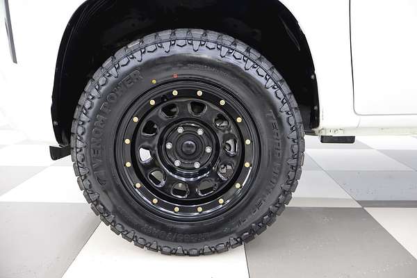 2022 Mitsubishi Triton GLX MR 4X4