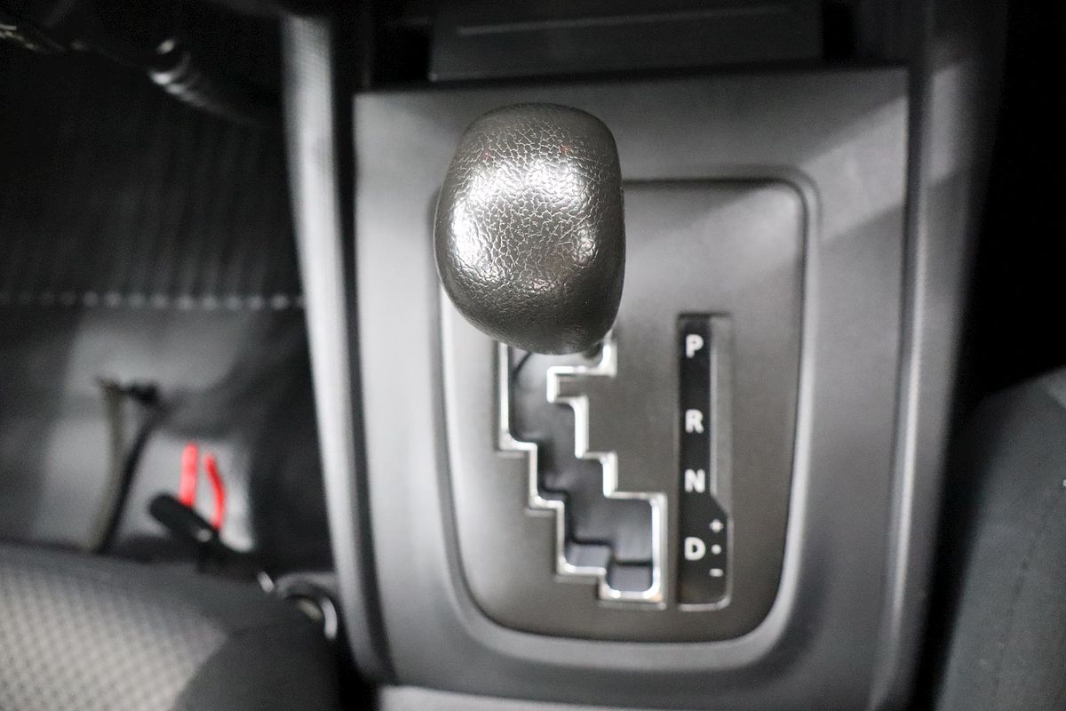 2022 Mitsubishi Triton GLX MR 4X4