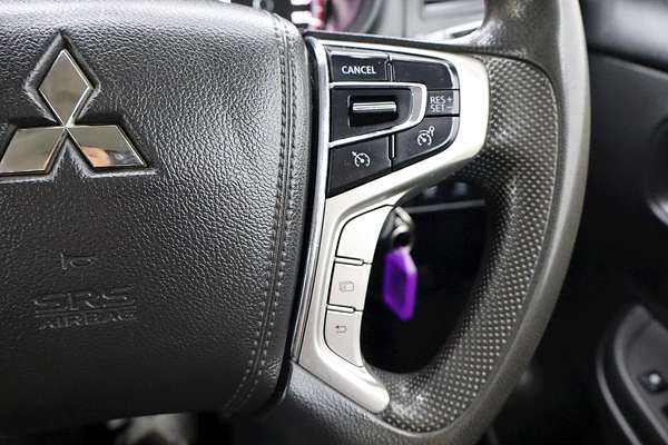 2022 Mitsubishi Triton GLX MR 4X4