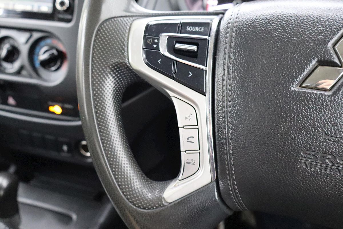 2022 Mitsubishi Triton GLX MR 4X4