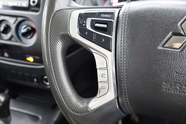 2022 Mitsubishi Triton GLX MR 4X4