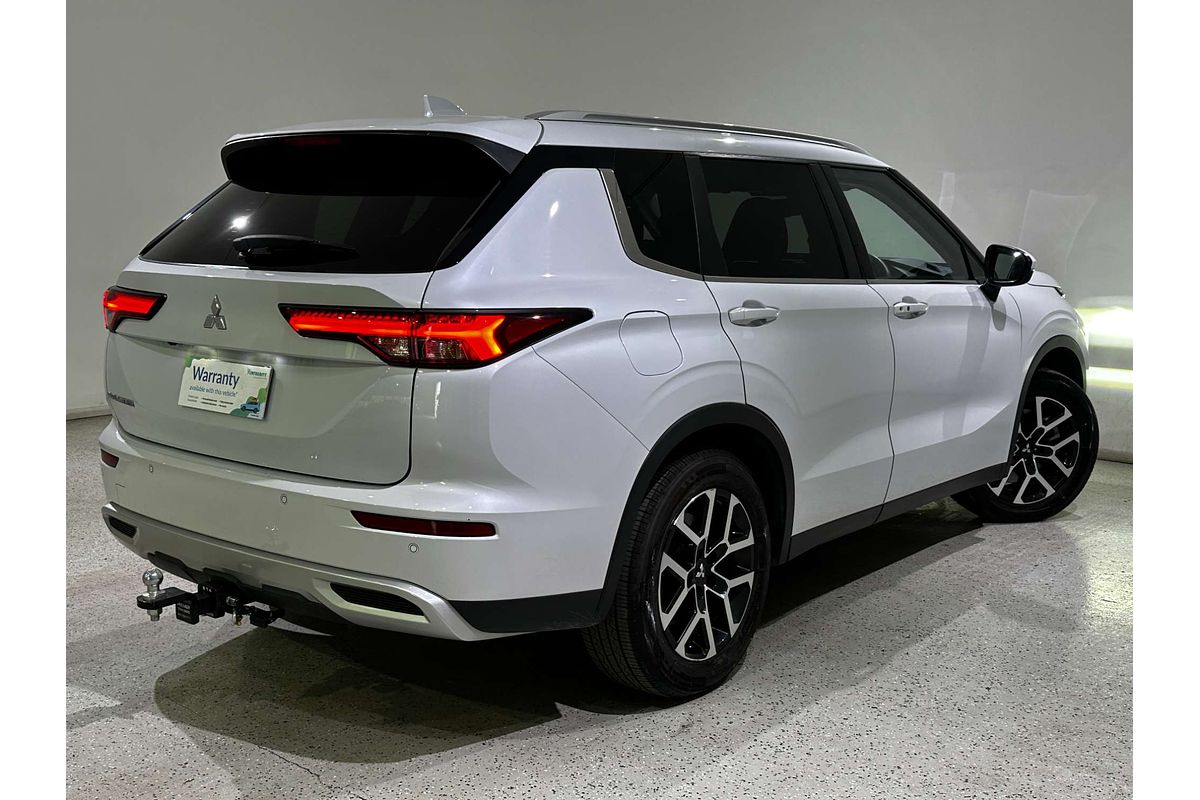 2022 Mitsubishi Outlander LS ZM