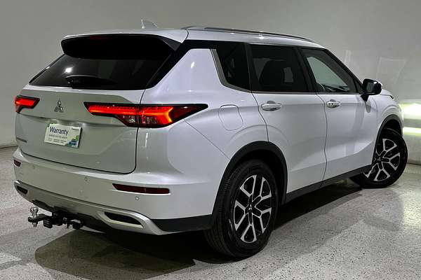 2022 Mitsubishi Outlander LS ZM
