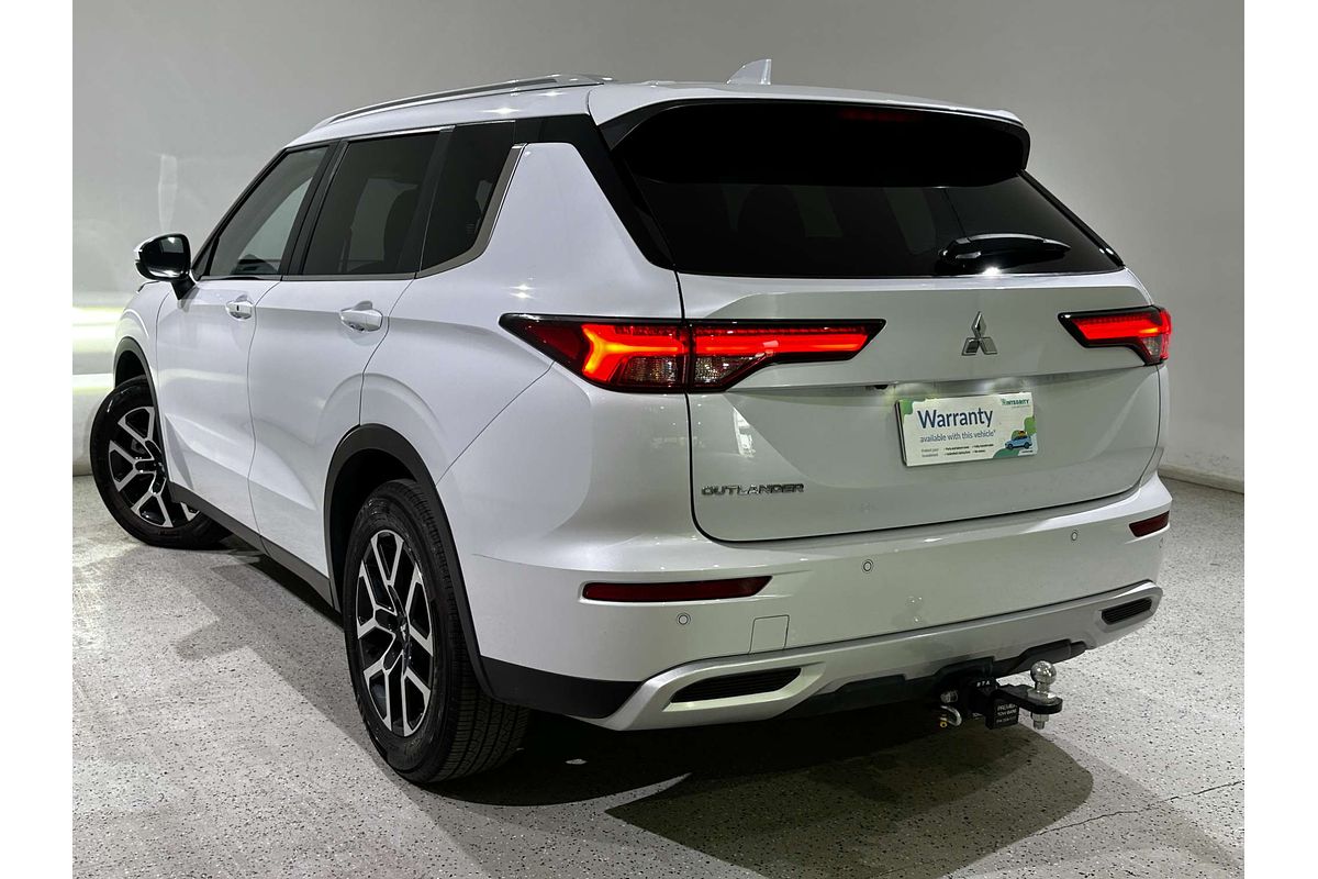 2022 Mitsubishi Outlander LS ZM