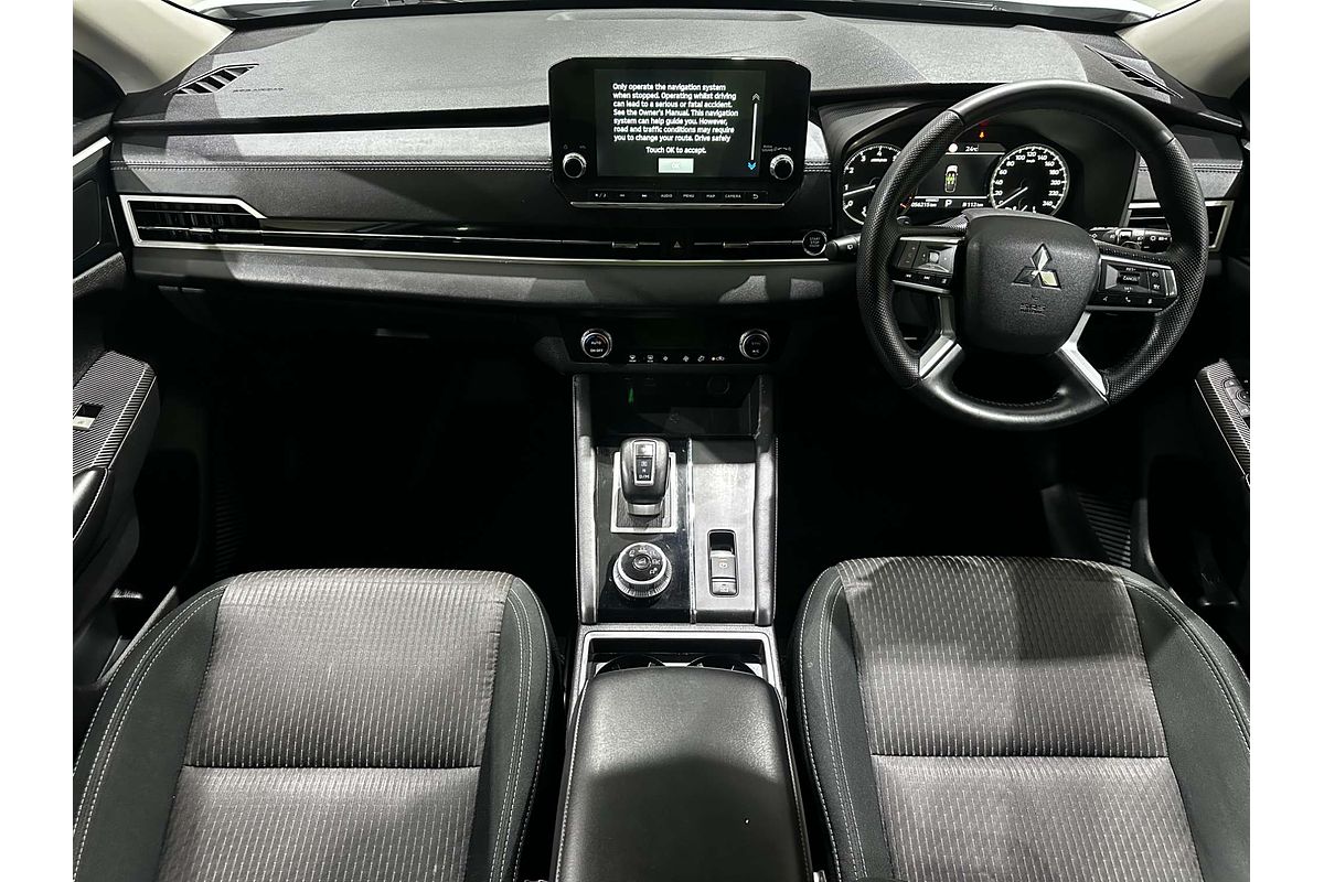 2022 Mitsubishi Outlander LS ZM