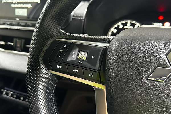 2022 Mitsubishi Outlander LS ZM