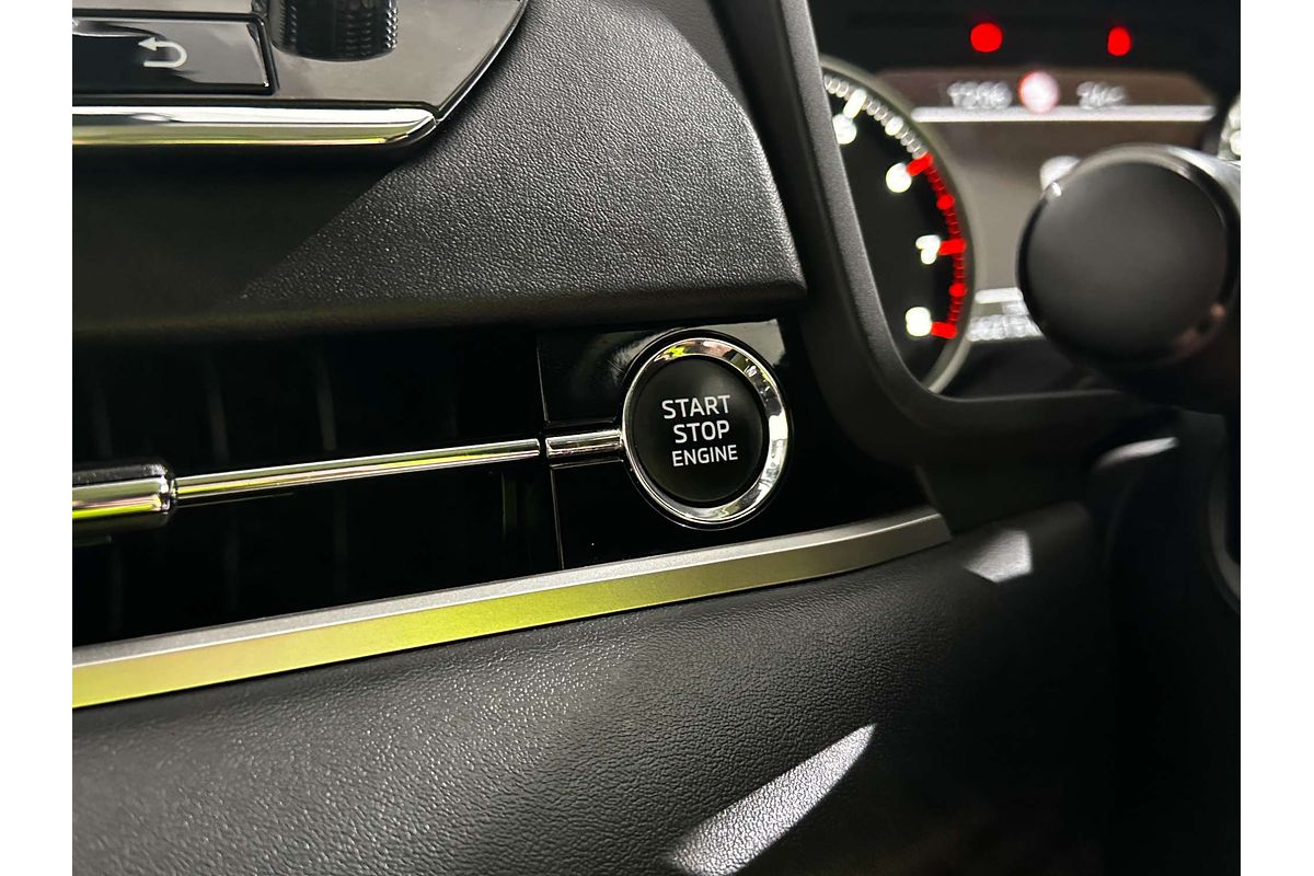 2022 Mitsubishi Outlander LS ZM