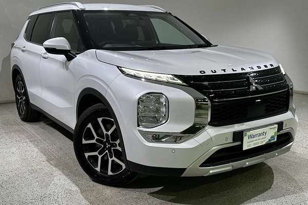 2022 Mitsubishi Outlander LS ZM