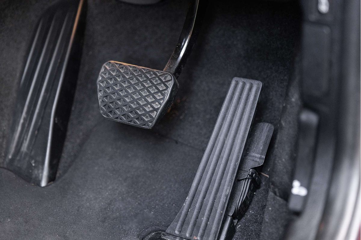 2020 BMW 2 Series 220i M Sport F22 LCI