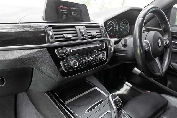 2020 BMW 2 Series 220i M Sport F22 LCI