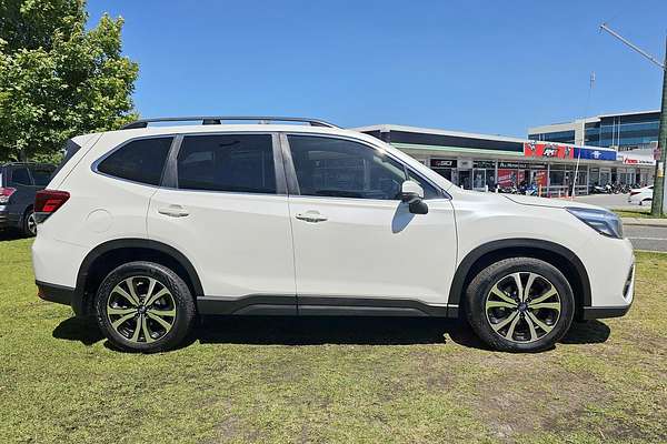 2019 Subaru Forester 2.5i Premium S5