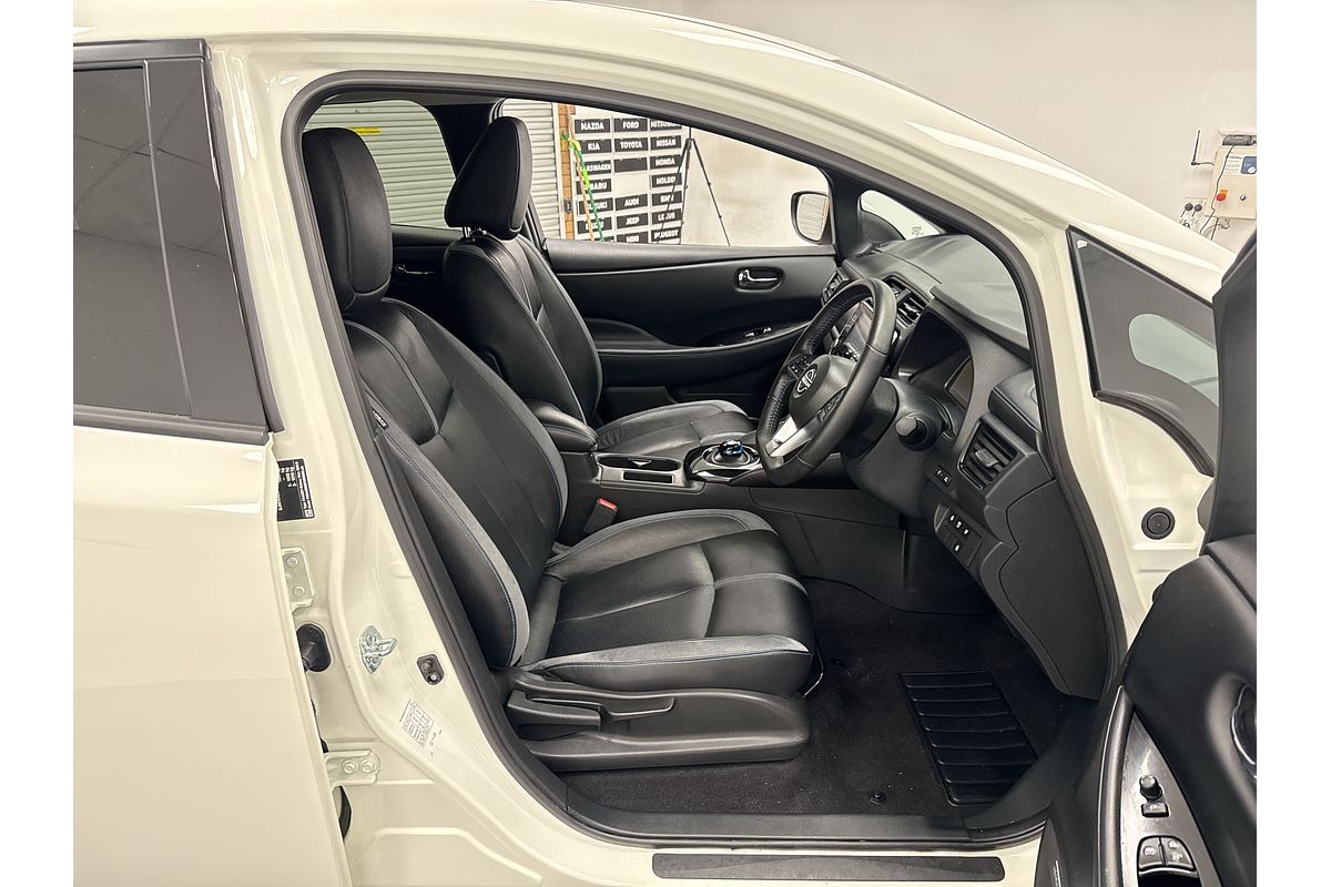 2022 Nissan LEAF e+ ZE1