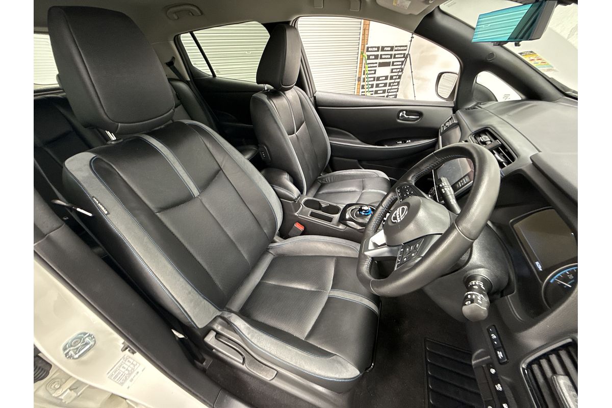 2022 Nissan LEAF e+ ZE1