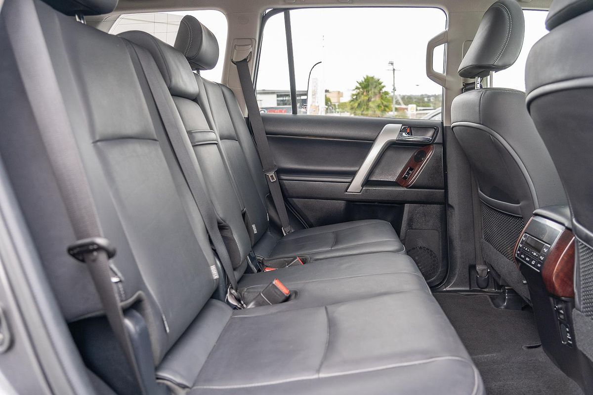 2017 Toyota Landcruiser Prado Kakadu GDJ150R