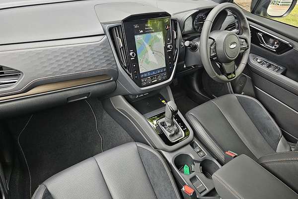 2025 Subaru Forester Touring S6