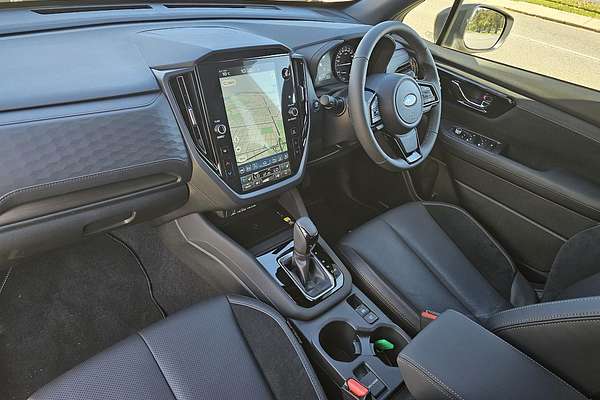 2025 Subaru Forester Touring S6